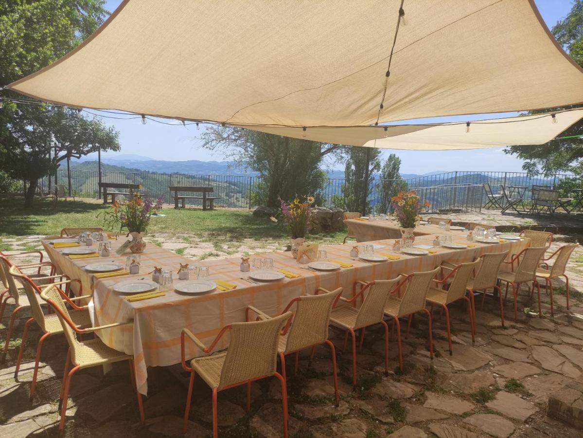 Вилла Agriturismo Borgo San Benedetto Пьетралунга Экстерьер фото