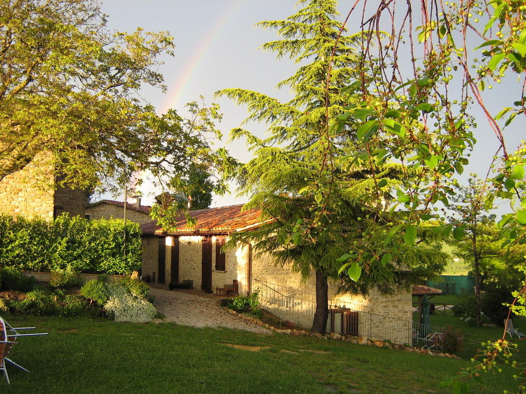 Вилла Agriturismo Borgo San Benedetto Пьетралунга Экстерьер фото