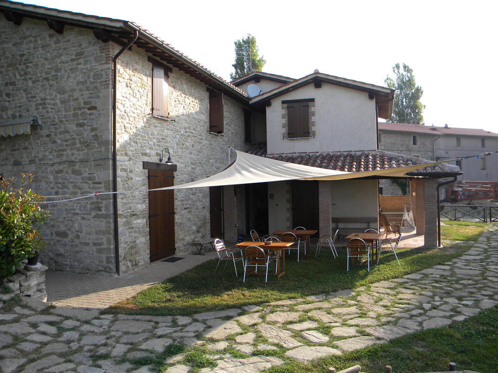 Вилла Agriturismo Borgo San Benedetto Пьетралунга Экстерьер фото